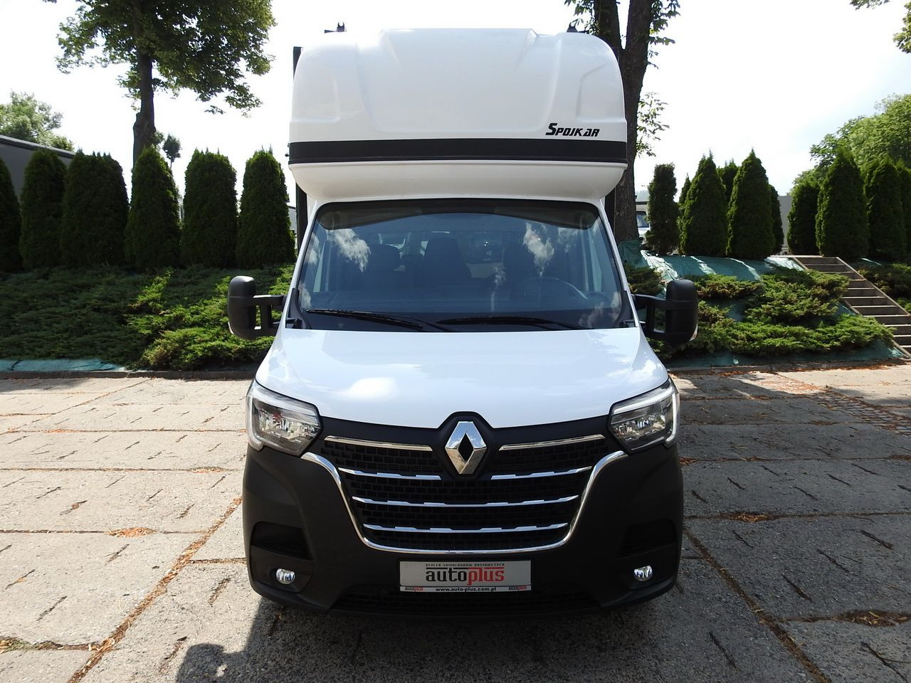 RENAULT MASTER - Curtain side van: picture 5 RENAULT MASTER - Curtain side van: picture 5