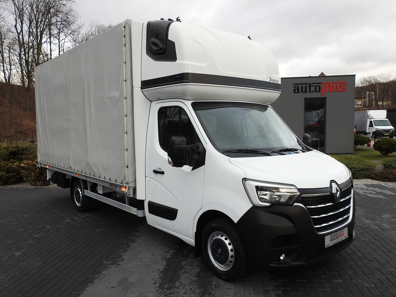 RENAULT MASTER TARPAULIN 10 PALLETS WEBASTO CRUISE CONTROL AIR CONDITIONING LED LIGHTS PNEUMATICS 165HP - Curtain side van: picture 4 RENAULT MASTER TARPAULIN 10 PALLETS WEBASTO CRUISE CONTROL AIR CONDITIONING LED LIGHTS PNEUMATICS 165HP - Curtain side van: picture 4