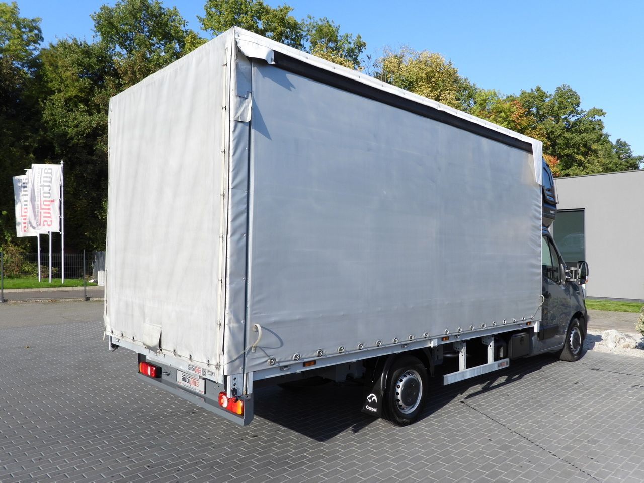 Curtain side van RENAULT MASTER TARPAULIN 10 PALLETS WEBASTO CRUISE CONTROL LED LIGHTS PNEUMATICS AIR CONDITIONING 165HP: picture 13 Curtain side van RENAULT MASTER TARPAULIN 10 PALLETS WEBASTO CRUISE CONTROL LED LIGHTS PNEUMATICS AIR CONDITIONING 165HP: picture 13