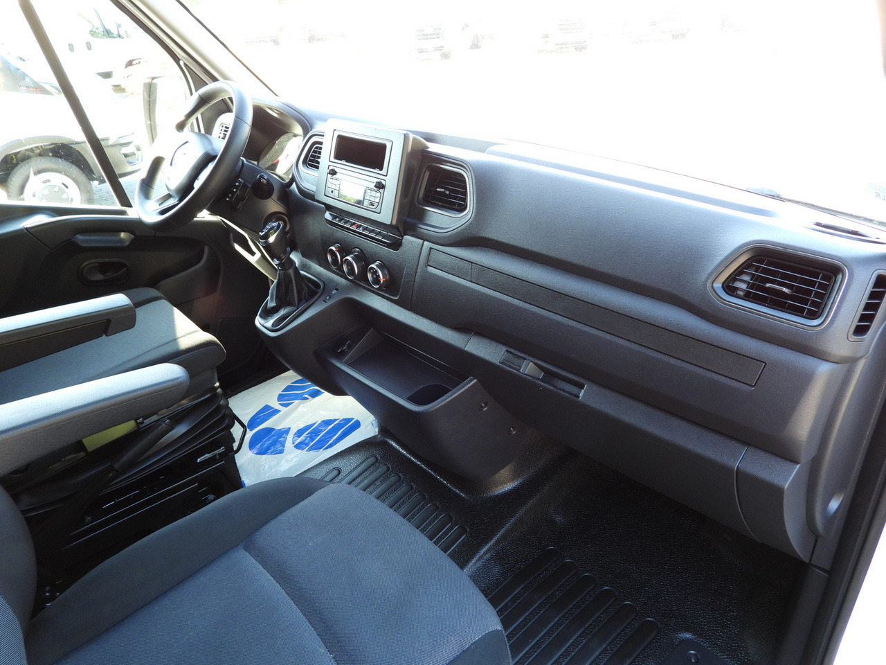 Leasing of RENAULT MASTER  TARPAULIN 10 PALLETS WEBASTO CRUISE CONTROL LED LIGHTS PNEUMATICS AIR CONDITIONING  165HP RENAULT MASTER  TARPAULIN 10 PALLETS WEBASTO CRUISE CONTROL LED LIGHTS PNEUMATICS AIR CONDITIONING  165HP: picture 39