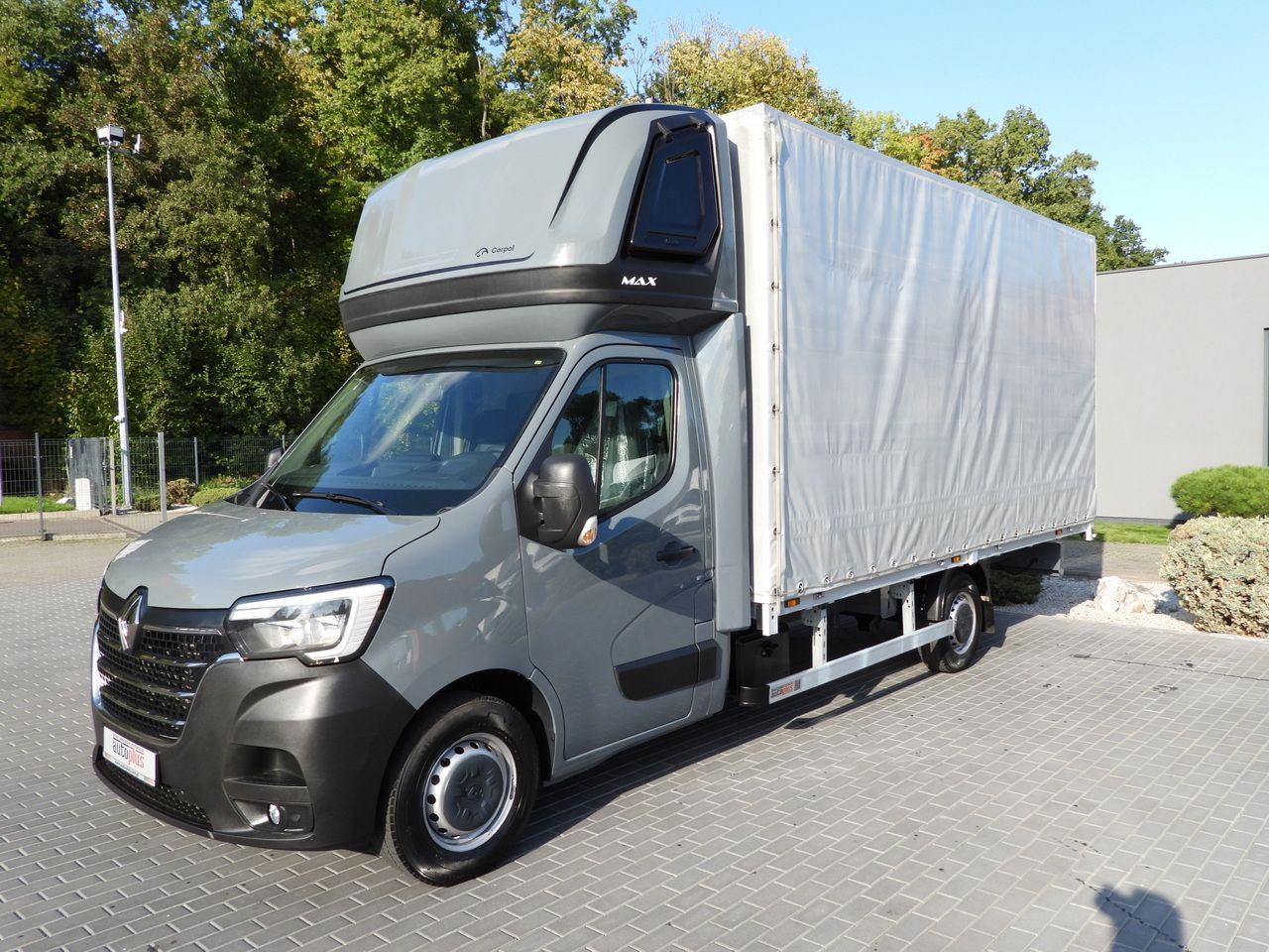 Curtain side van RENAULT MASTER TARPAULIN 10 PALLETS WEBASTO CRUISE CONTROL LED LIGHTS PNEUMATICS AIR CONDITIONING 165HP: picture 6 Curtain side van RENAULT MASTER TARPAULIN 10 PALLETS WEBASTO CRUISE CONTROL LED LIGHTS PNEUMATICS AIR CONDITIONING 165HP: picture 6