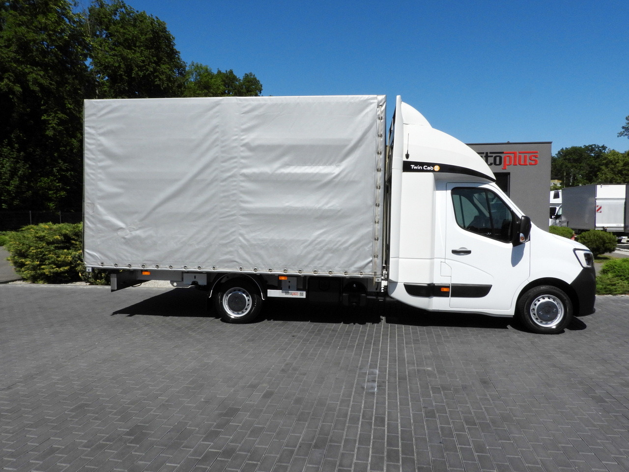 Leasing of RENAULT MASTER  TARPAULIN 10 PALLETS WEBASTO CRUISE CONTROL LED LIGHTS PNEUMATICS AIR CONDITIONING  165HP RENAULT MASTER  TARPAULIN 10 PALLETS WEBASTO CRUISE CONTROL LED LIGHTS PNEUMATICS AIR CONDITIONING  165HP: picture 7