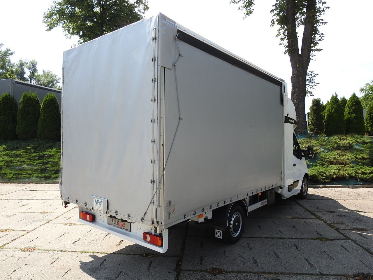 RENAULT MASTER TARPAULIN 8 PALLETS WEBASTO CRUISE CONTROL PNEUMATICS AIR CONDITIONING 170HP - Curtain side van: picture 3 RENAULT MASTER TARPAULIN 8 PALLETS WEBASTO CRUISE CONTROL PNEUMATICS AIR CONDITIONING 170HP - Curtain side van: picture 3