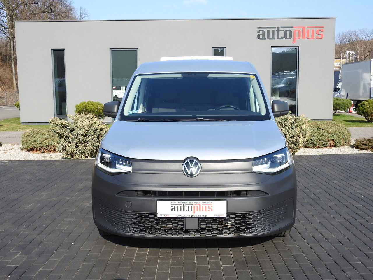 VOLKSWAGEN CADDY REFRIGERATOR VAN -20*C HEATING FUNCTION POWER SUPPLY 230V CRUISE CONTROL LED LIGHTS AIR CONDITIONING 100HP - Refrigerated van: picture 5 VOLKSWAGEN CADDY REFRIGERATOR VAN -20*C HEATING FUNCTION POWER SUPPLY 230V CRUISE CONTROL LED LIGHTS AIR CONDITIONING 100HP - Refrigerated van: picture 5