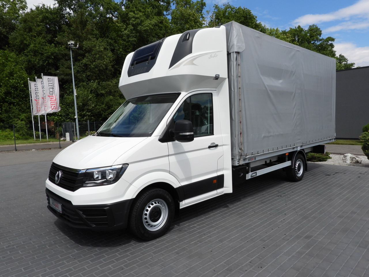 Curtain side van VOLKSWAGEN CRAFTER TARPAULIN 10 PALLETS WEBASTO CRUISE CONTROL AIR CONDITIONING 180HP: picture 16 Curtain side van VOLKSWAGEN CRAFTER TARPAULIN 10 PALLETS WEBASTO CRUISE CONTROL AIR CONDITIONING 180HP: picture 16