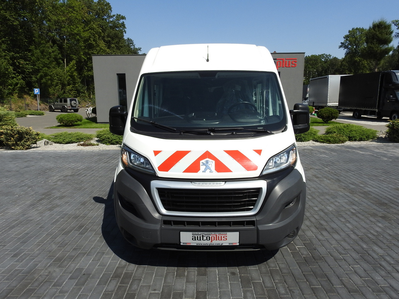 PEUGEOT BOXER BOX DELIVERY VAN 7 SEATS 110HP - Van: picture 5 PEUGEOT BOXER BOX DELIVERY VAN 7 SEATS 110HP - Van: picture 5