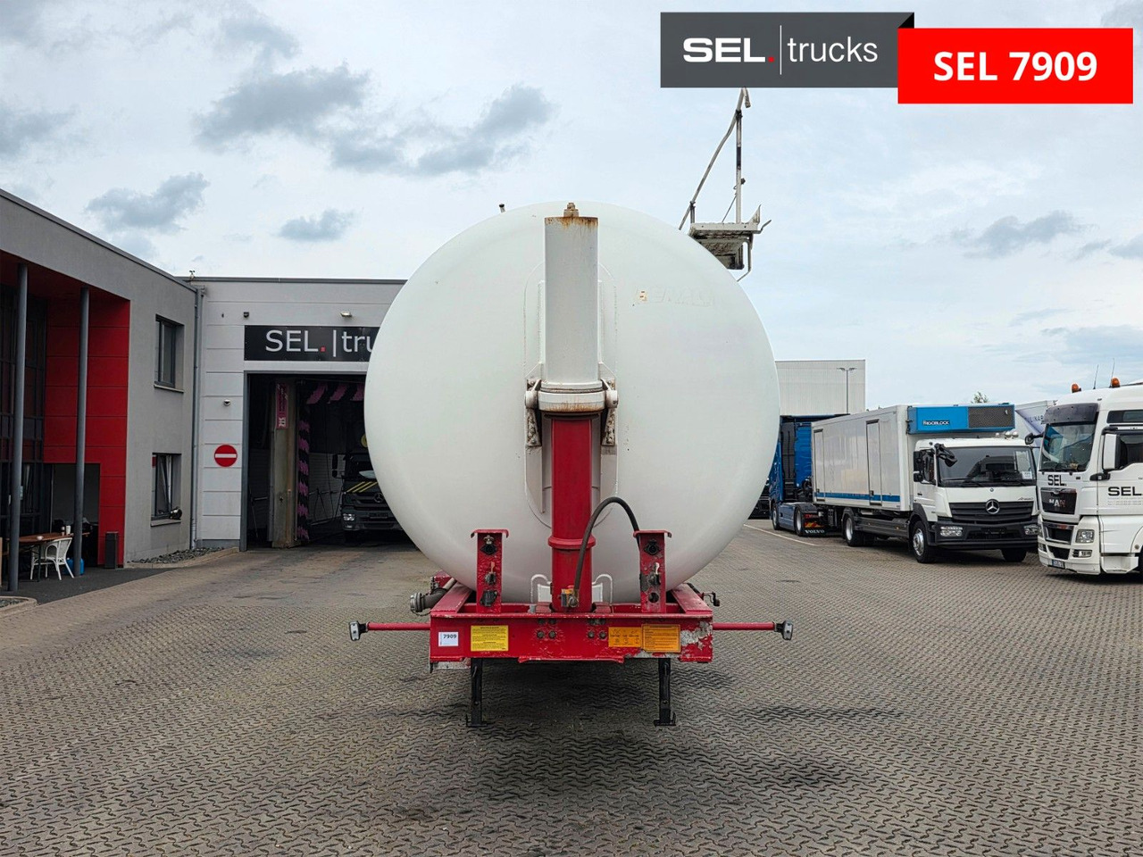 Benalu Neptune 62 / Kippsilo / 62m3 - Silo semi-trailer: picture 2 Benalu Neptune 62 / Kippsilo / 62m3 - Silo semi-trailer: picture 2