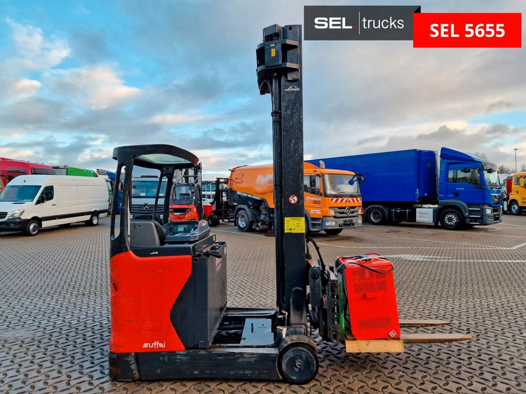 Linde R 20 / 8.325 h / 2014 (Batterie aus 2021) - Reach truck: picture 4 Linde R 20 / 8.325 h / 2014 (Batterie aus 2021) - Reach truck: picture 4