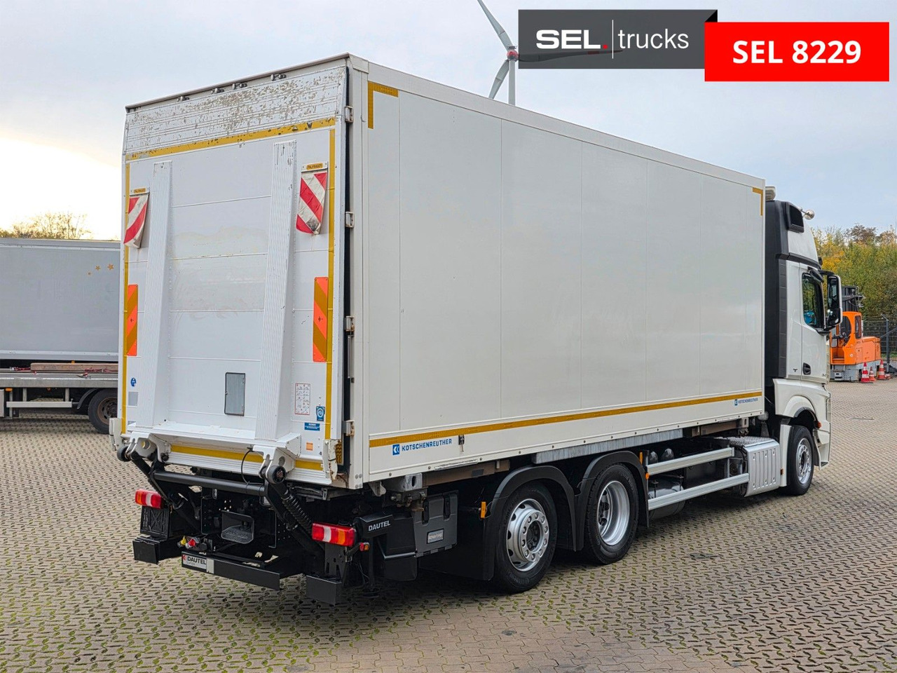 Mercedes-Benz Actros 2542 / Standklima / Ldbw / Lenkachse - Container transporter/ Swap body truck: picture 5 Mercedes-Benz Actros 2542 / Standklima / Ldbw / Lenkachse - Container transporter/ Swap body truck: picture 5