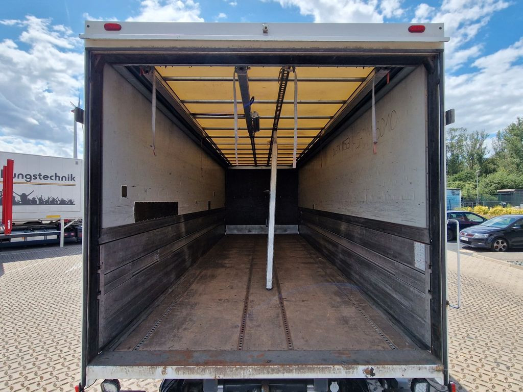 Beverage truck Renault D wide / Ladebordwand / Getränke: picture 11