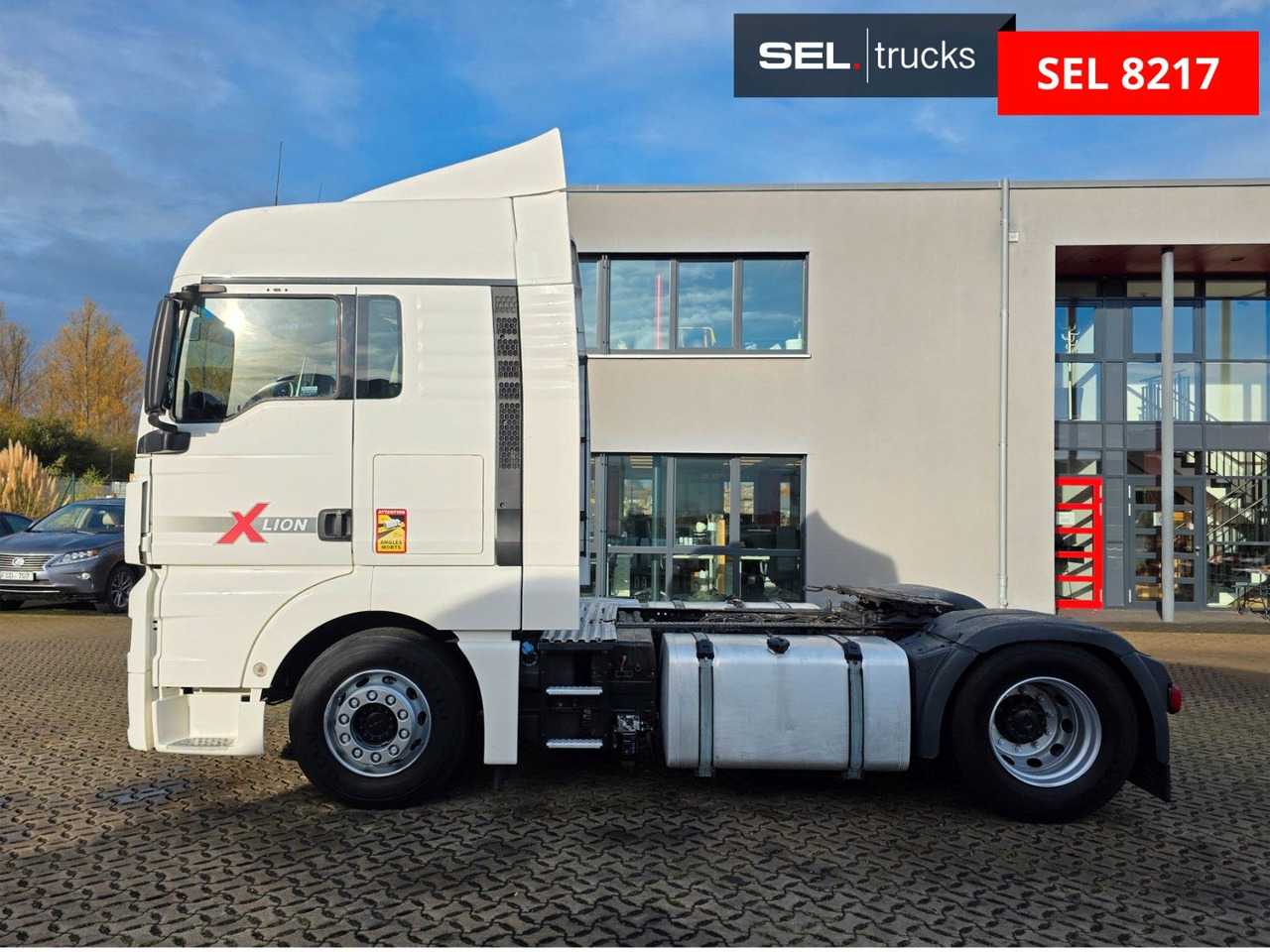 Tractor unit MAN TGX 18.460 4X2 BLS / Retarder / 2 Tanks: picture 8 Tractor unit MAN TGX 18.460 4X2 BLS / Retarder / 2 Tanks: picture 8