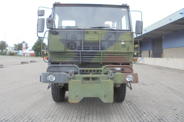 DAF 2300 YAZ 2300 6x6 - Dropside/ Flatbed truck: picture 2 DAF 2300 YAZ 2300 6x6 - Dropside/ Flatbed truck: picture 2