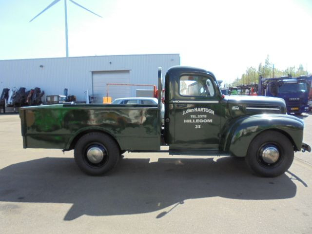 Ford PICK UP V8 PICK UP V8 - Pickup truck: picture 4 Ford PICK UP V8 PICK UP V8 - Pickup truck: picture 4