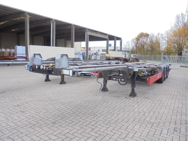 Container transporter/ Swap body semi-trailer Kögel PORT 45 DUPLEX: picture 1