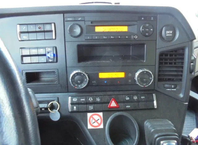 Autotransporter truck Mercedes-Benz Actros 2340 LL: picture 13