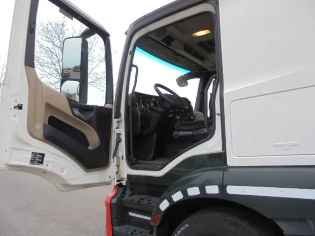 Autotransporter truck Mercedes-Benz Actros 2340 LL: picture 9