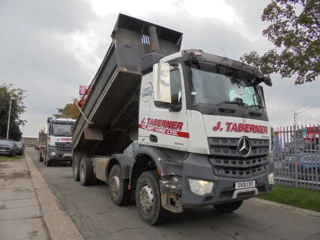 Mercedes-Benz Arocs 3243 K 8X4 - Tipper: picture 3 Mercedes-Benz Arocs 3243 K 8X4 - Tipper: picture 3