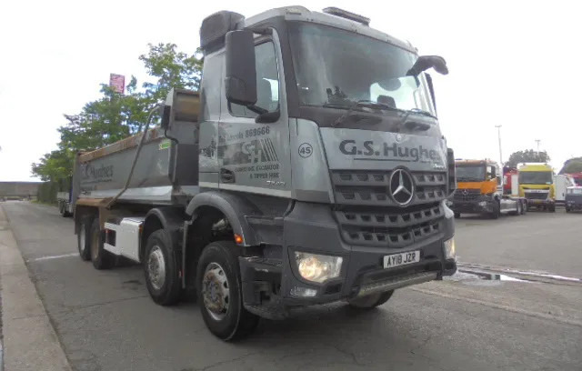 Tipper Mercedes-Benz Arocs 3340 8X4: picture 6