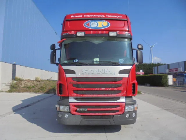 Scania R440 6X2 RETARDER BDF - Box truck: picture 2 Scania R440 6X2 RETARDER BDF - Box truck: picture 2