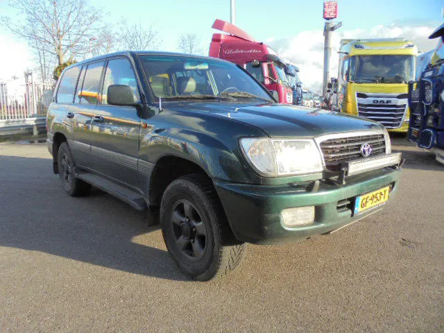 Toyota Land Cruiser - Car: picture 3 Toyota Land Cruiser - Car: picture 3