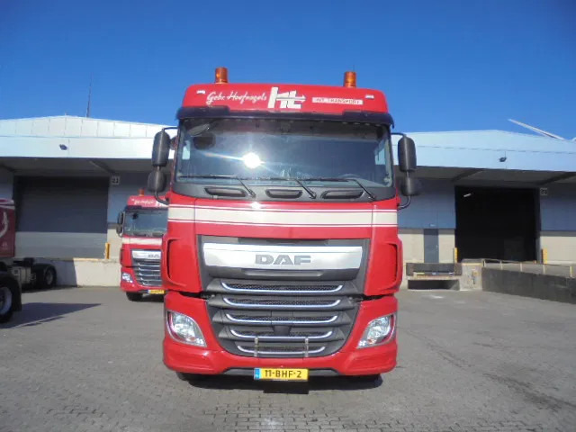 DAF XF 440 6X2 NL TRUCK - Tractor unit: picture 2 DAF XF 440 6X2 NL TRUCK - Tractor unit: picture 2