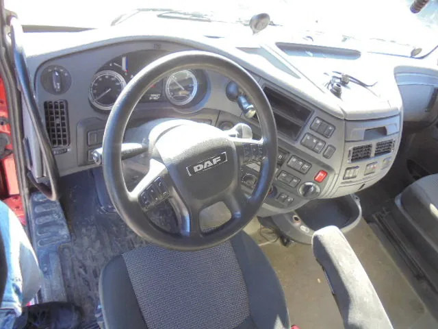 Tractor unit DAF XF 440 6X2 NL TRUCK: picture 8