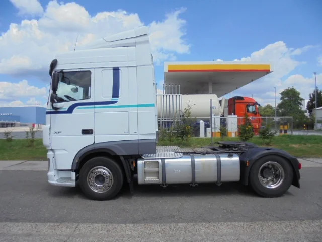 DAF XF 450 - Tractor unit: picture 2 DAF XF 450 - Tractor unit: picture 2