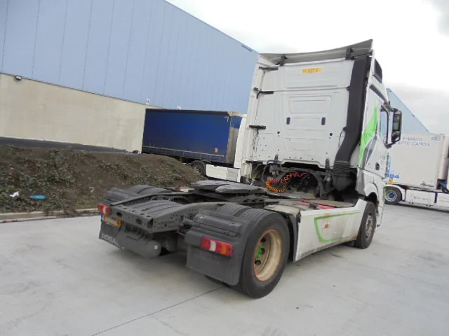 Mercedes-Benz Actros 1842 LS EUR6 - Tractor unit: picture 4 Mercedes-Benz Actros 1842 LS EUR6 - Tractor unit: picture 4
