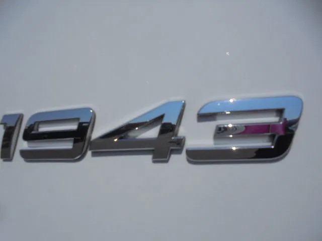 Tractor unit Mercedes-Benz Actros 1843: picture 8