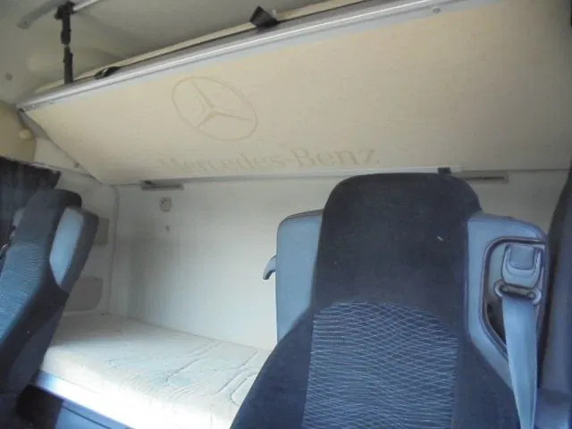 Tractor unit Mercedes-Benz Actros 1843: picture 14