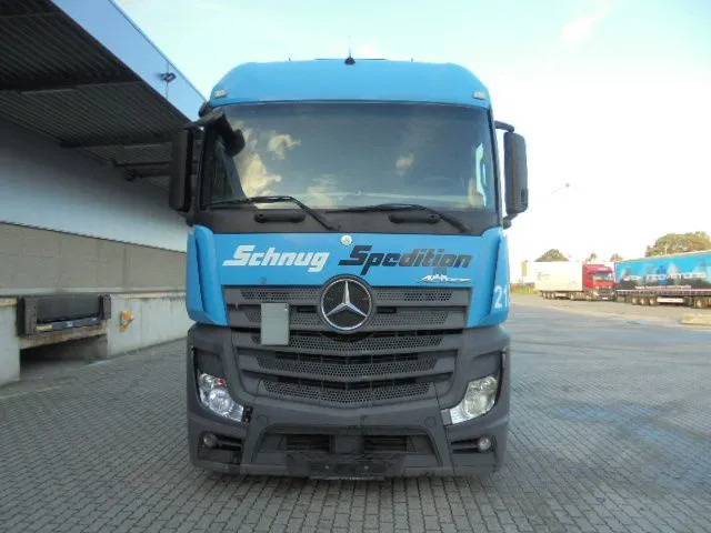 Mercedes-Benz Actros 1845 LS VOITH - Tractor unit: picture 2 Mercedes-Benz Actros 1845 LS VOITH - Tractor unit: picture 2