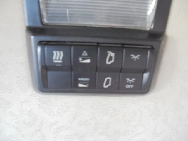 Tractor unit Mercedes-Benz Actros 2645 EUR6 6X2: picture 16