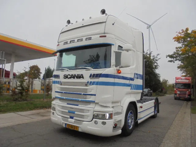 Scania R450 STREAMLINE + RETARDER NL TRUCK - Tractor unit: picture 1 Scania R450 STREAMLINE + RETARDER NL TRUCK - Tractor unit: picture 1