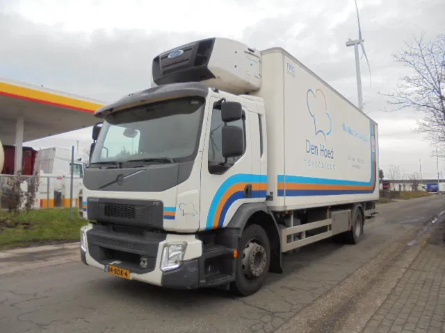 Volvo FE 250 CHEREAU - Isothermal truck: picture 1 Volvo FE 250 CHEREAU - Isothermal truck: picture 1