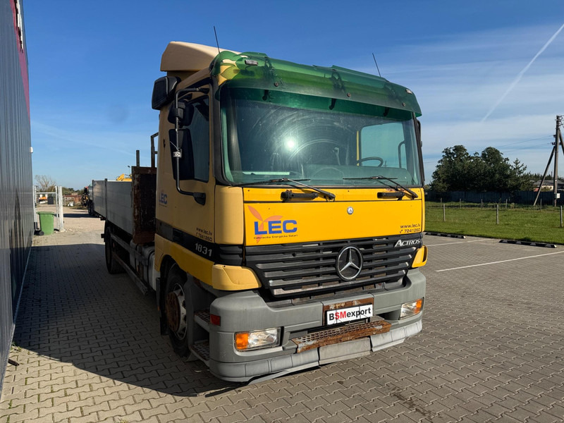 Mercedes-Benz Actros 1831 - Dropside/ Flatbed truck: picture 2 Mercedes-Benz Actros 1831 - Dropside/ Flatbed truck: picture 2