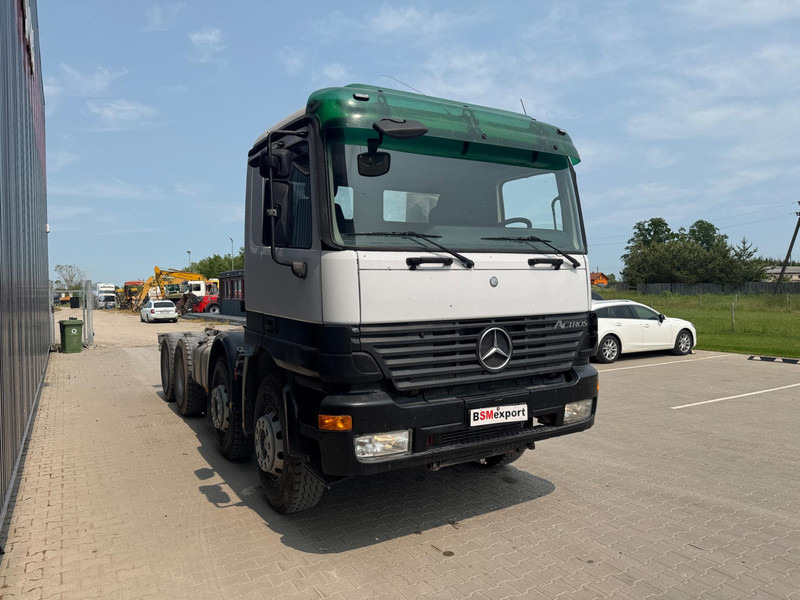 Mercedes-Benz Actros 3240 - Cab chassis truck: picture 2 Mercedes-Benz Actros 3240 - Cab chassis truck: picture 2