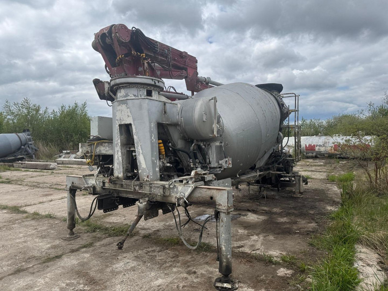 Mercedes-Benz Actros. Putzmeister 24 m + 6 mixer drum - Concrete mixer truck: picture 2 Mercedes-Benz Actros. Putzmeister 24 m + 6 mixer drum - Concrete mixer truck: picture 2