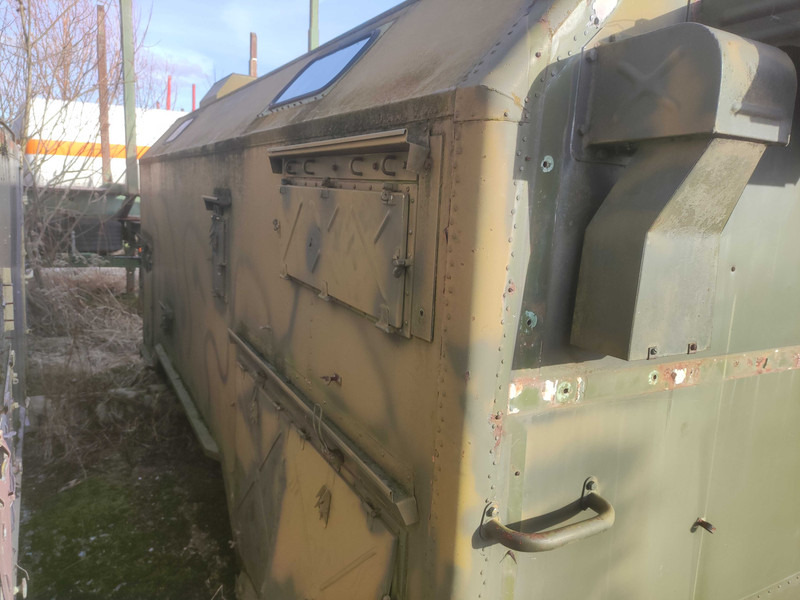 Liebherr Ural 4320 isothermical box isothermal body - Spare parts for Truck: picture 4 Liebherr Ural 4320 isothermical box isothermal body - Spare parts for Truck: picture 4