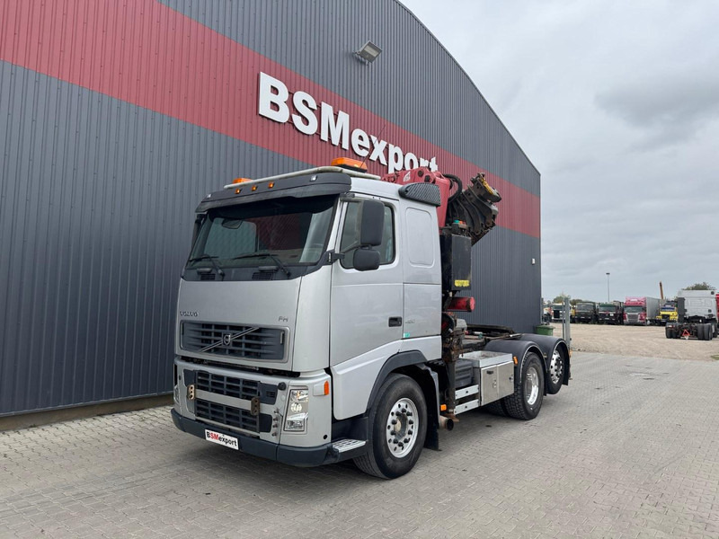 Volvo FH 480 + FERRARI F 749A7 + REMOTE CONTROL - Tractor unit: picture 3 Volvo FH 480 + FERRARI F 749A7 + REMOTE CONTROL - Tractor unit: picture 3
