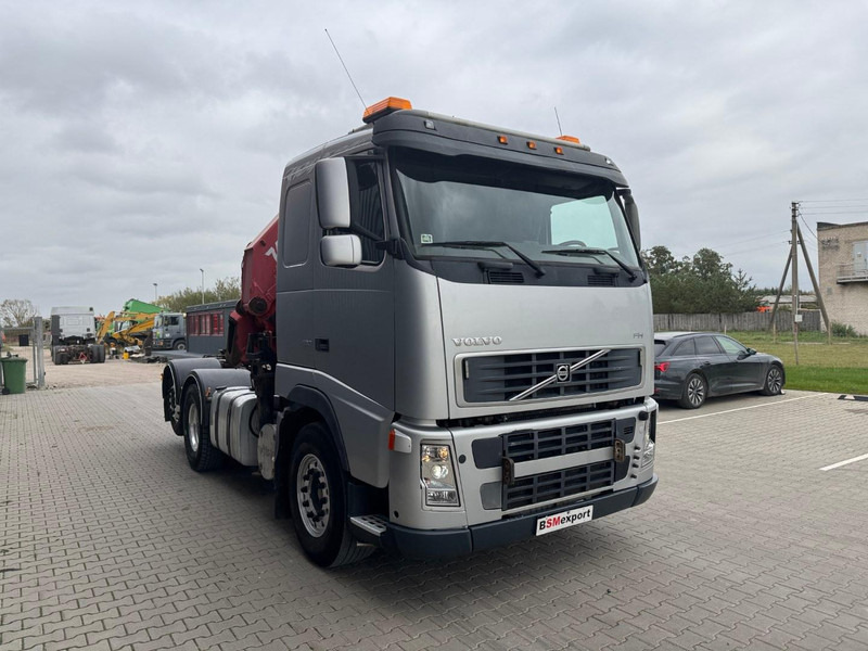 Volvo FH 480 + FERRARI F 749A7 + REMOTE CONTROL - Tractor unit: picture 4 Volvo FH 480 + FERRARI F 749A7 + REMOTE CONTROL - Tractor unit: picture 4