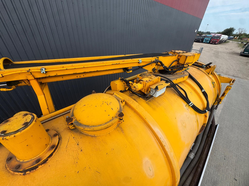 Vacuum truck Volvo FL10, 9000 l: picture 10 Vacuum truck Volvo FL10, 9000 l: picture 10