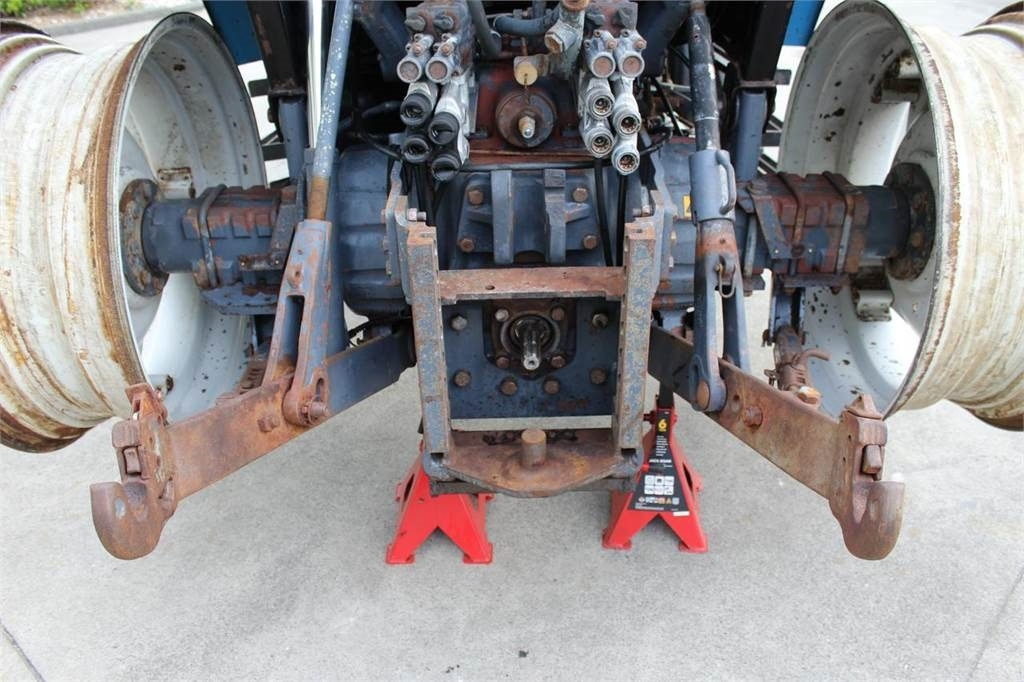 Farm tractor Ford 6640 2WD: picture 6