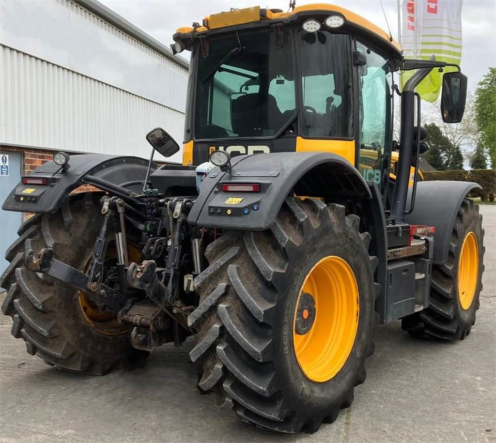 JCB 4220 Fastrac - Farm tractor: picture 3 JCB 4220 Fastrac - Farm tractor: picture 3