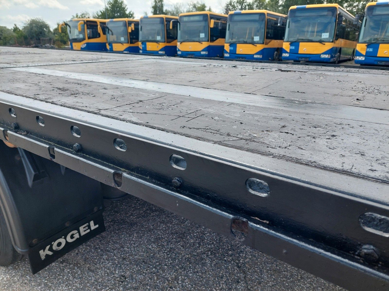 Dropside/ Flatbed semi-trailer Kögel S24 Mega: picture 6