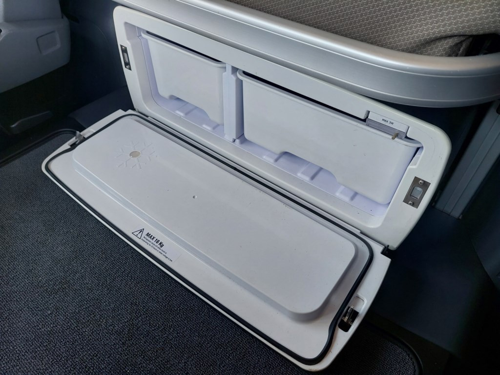 Tractor unit Scania R450: picture 32