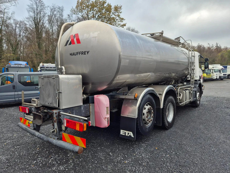 Scania P340 INSULATED INOX TANK 15000L - 1 COMP - RETARDER - Tank truck: picture 5 Scania P340 INSULATED INOX TANK 15000L - 1 COMP - RETARDER - Tank truck: picture 5