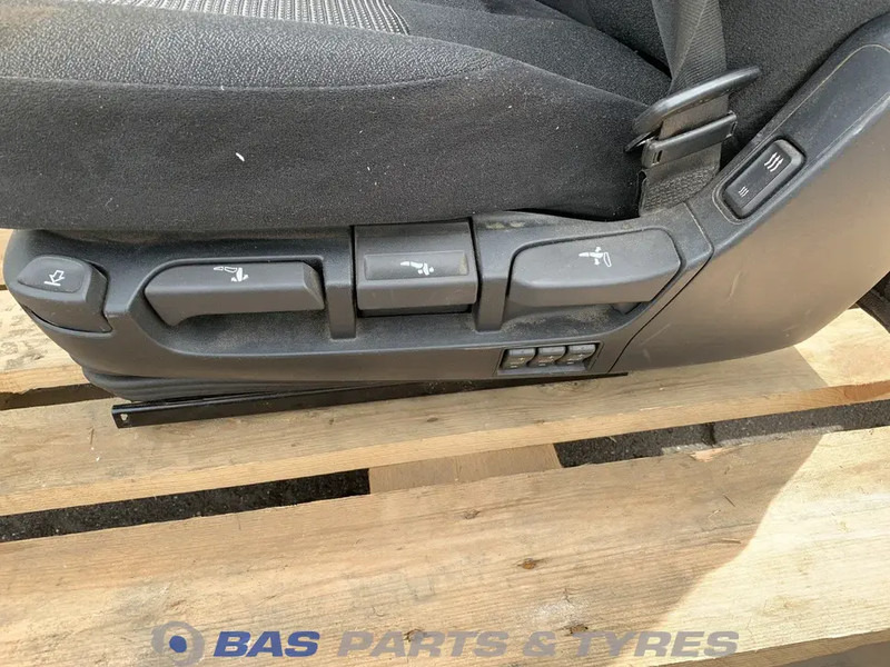 DAF CF Euro 6 Bestuurdersstoel DAF 1978966 - Seat for Truck: picture 5 DAF CF Euro 6 Bestuurdersstoel DAF 1978966 - Seat for Truck: picture 5