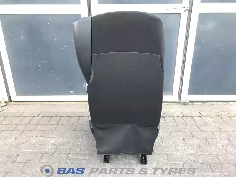 DAF CF Euro 6 Bijrijdersstoel DAF 2105730 - Seat for Truck: picture 3 DAF CF Euro 6 Bijrijdersstoel DAF 2105730 - Seat for Truck: picture 3