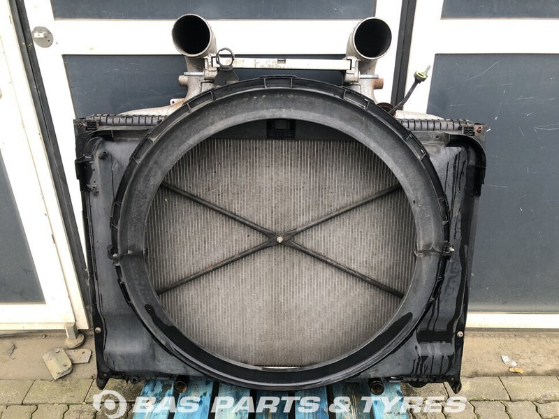 DAF CF Euro 6 - Radiator for Truck: picture 2 DAF CF Euro 6 - Radiator for Truck: picture 2
