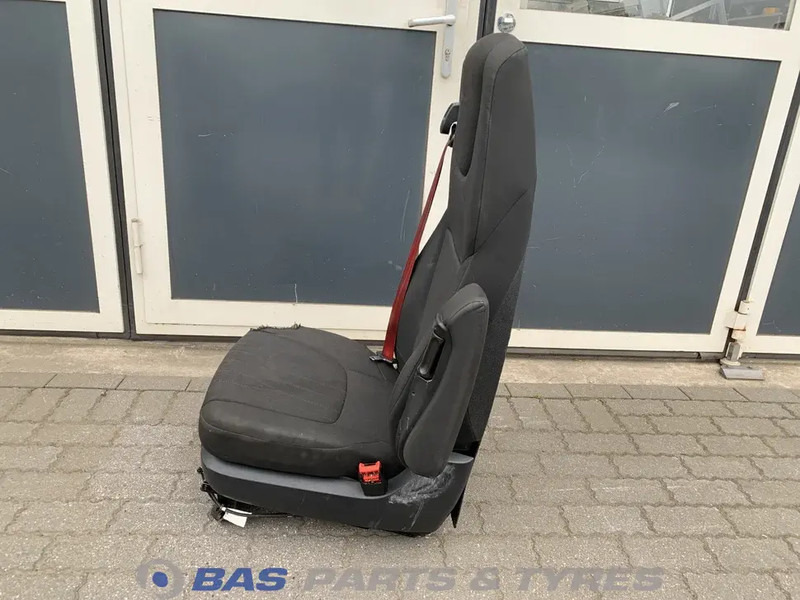 DAF CF Euro 6 - Seat for Truck: picture 2 DAF CF Euro 6 - Seat for Truck: picture 2
